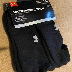 NWT MEN’S NO-SHOW UNDER ARMOUR SOCKS